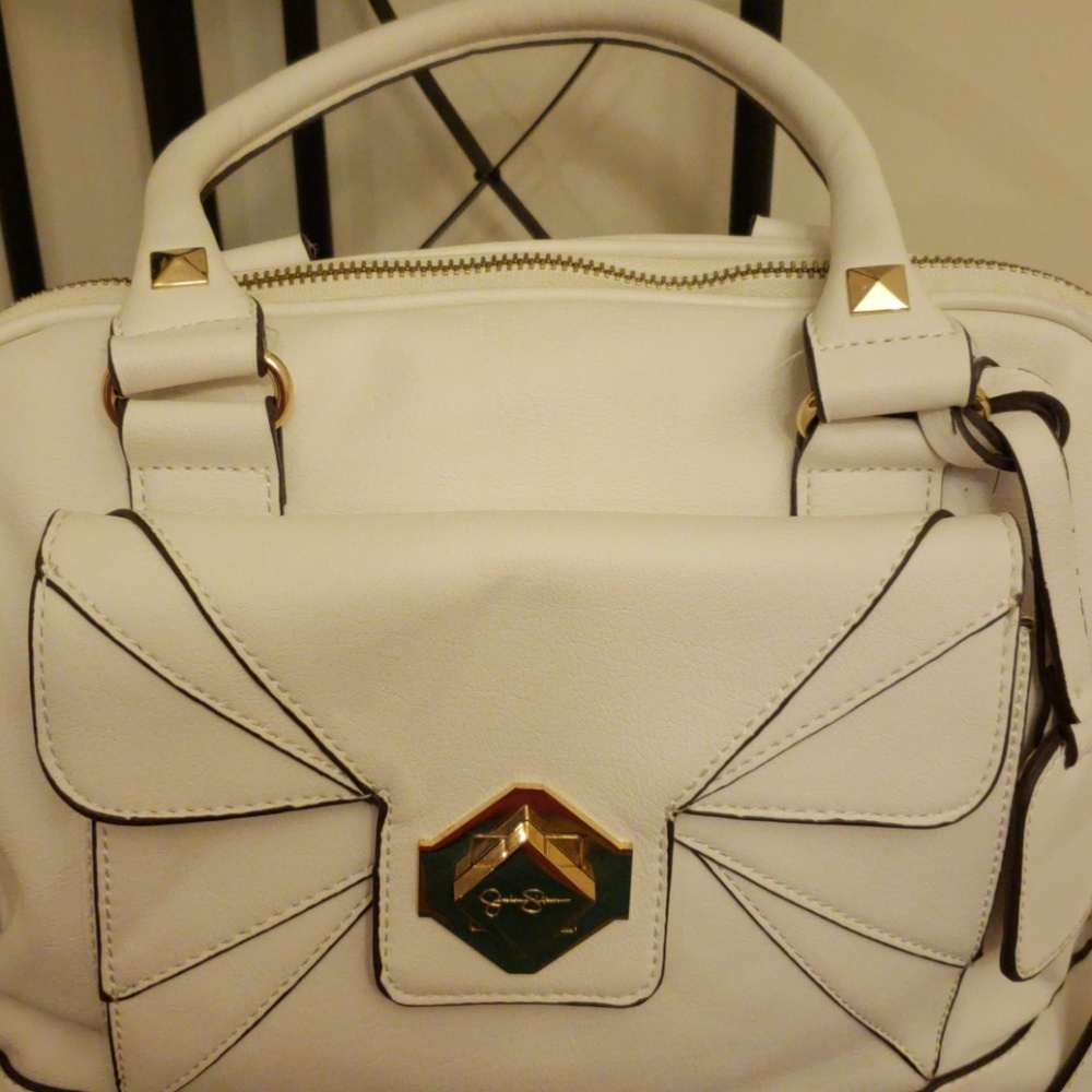 Jessica Simpson purse